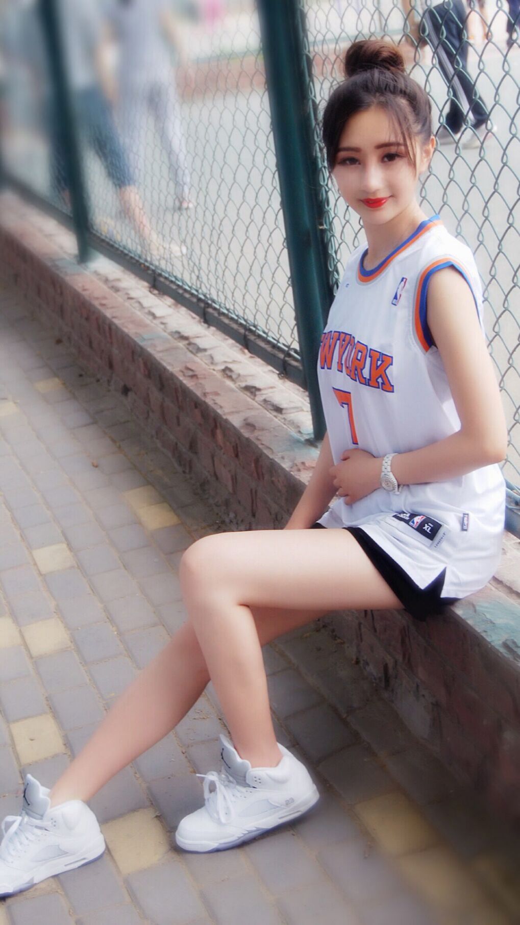 本土球员传控能力普遍不足，传控打法的球队